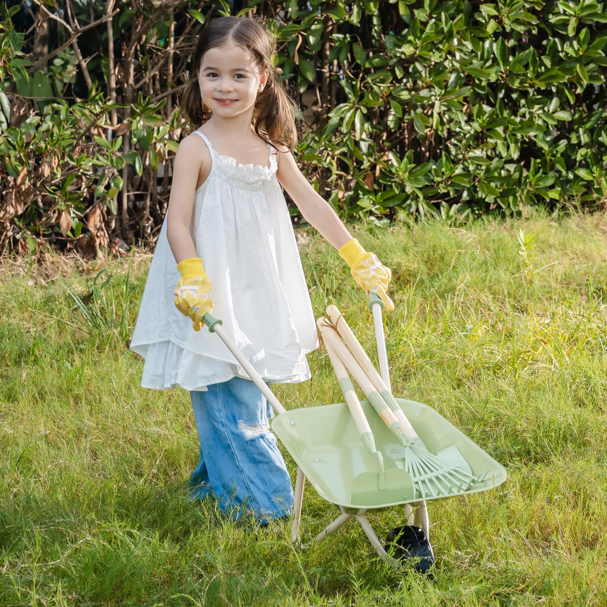 ROBOTIME outdoor play kit encourages imaginative gardening year-round