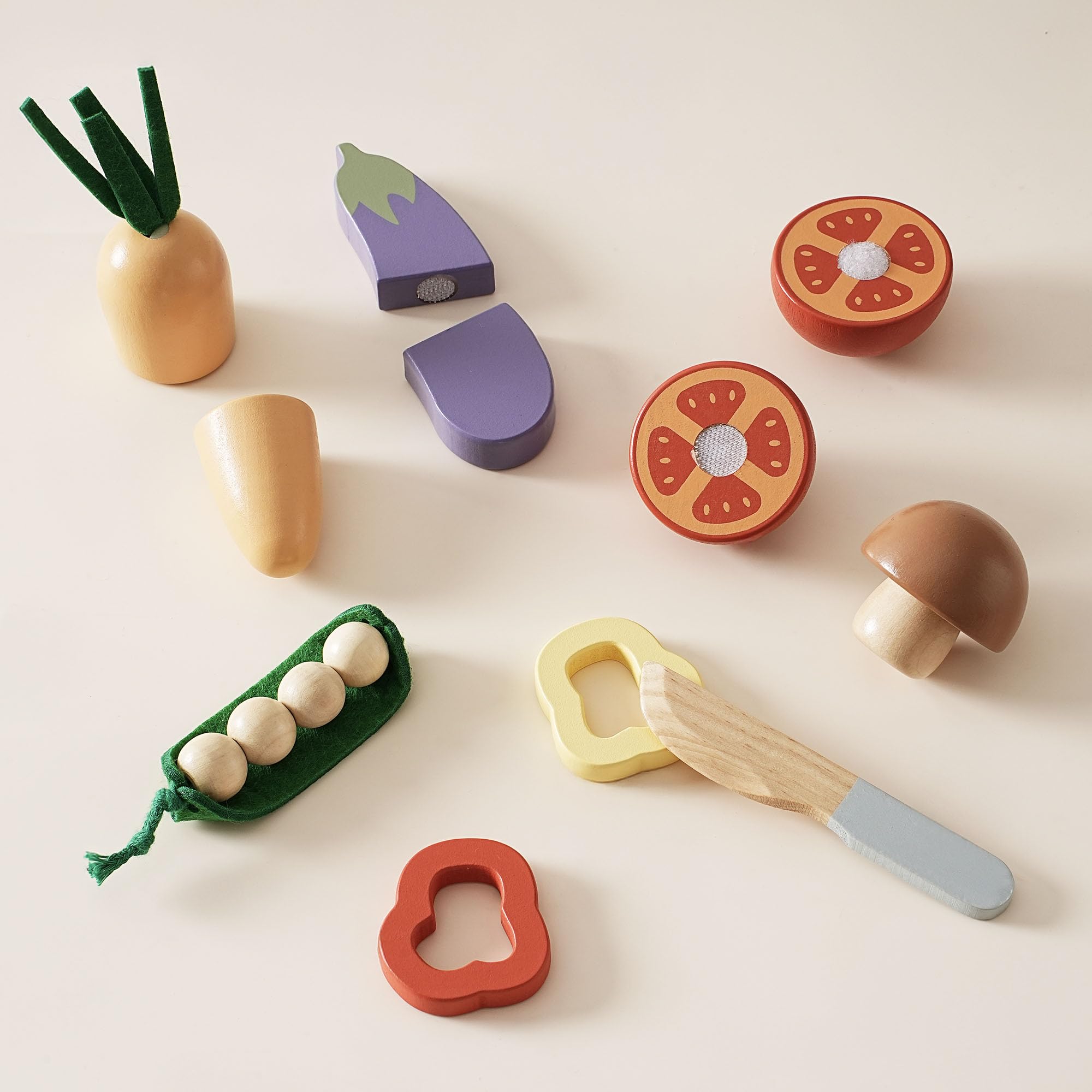 ROBOTIME smooth-edged wooden pieces designed for safe pretend play.