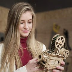 ROKR Vitascope laser-cut basswood parts show clean edges and easy alignment.