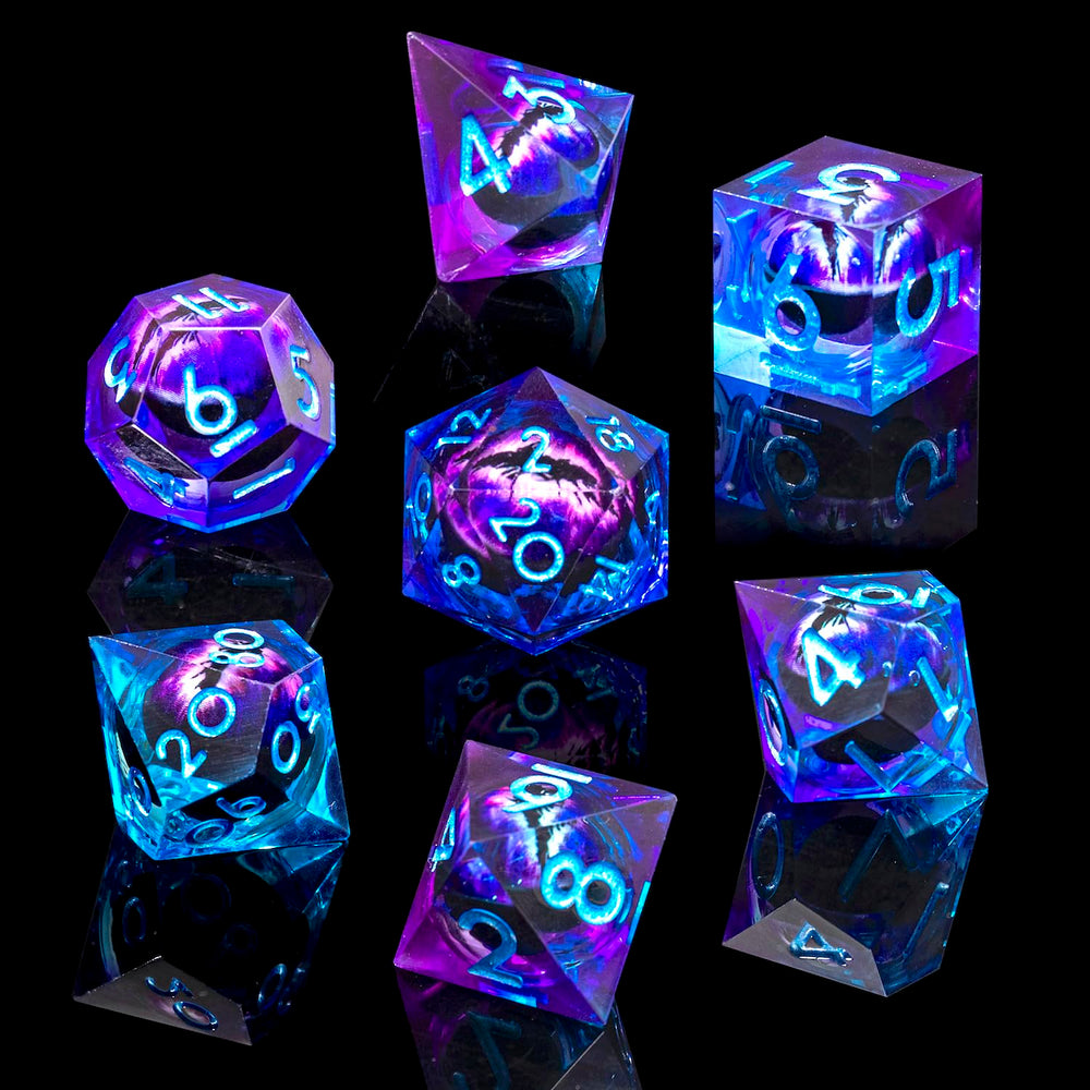 Role Dice Beholder Dragon Eye DND dice in blue purple for immersive gameplay.