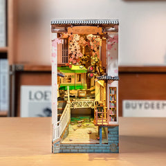 Rolife Sakura Densya book nook showing back mirror depth effect on shelf