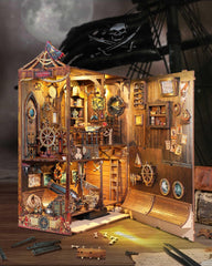 RONSTONE pirate dollhouse with LED light detail for ambiance