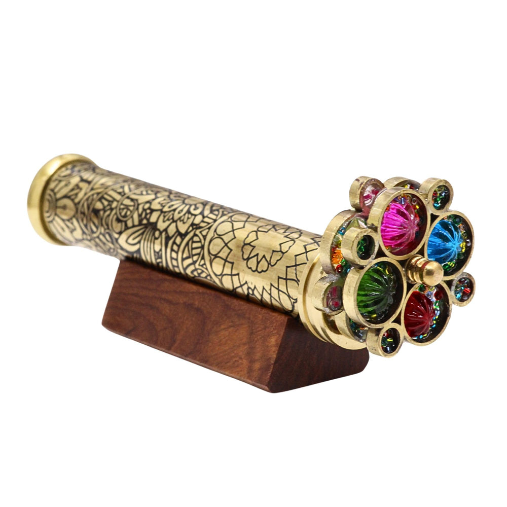 ROORKEE Kaleidoscope with etched floral pattern guiding visual exploration.