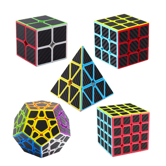 Roxenda Speed Cube 2x2 close-up showing smooth turning for quick learning