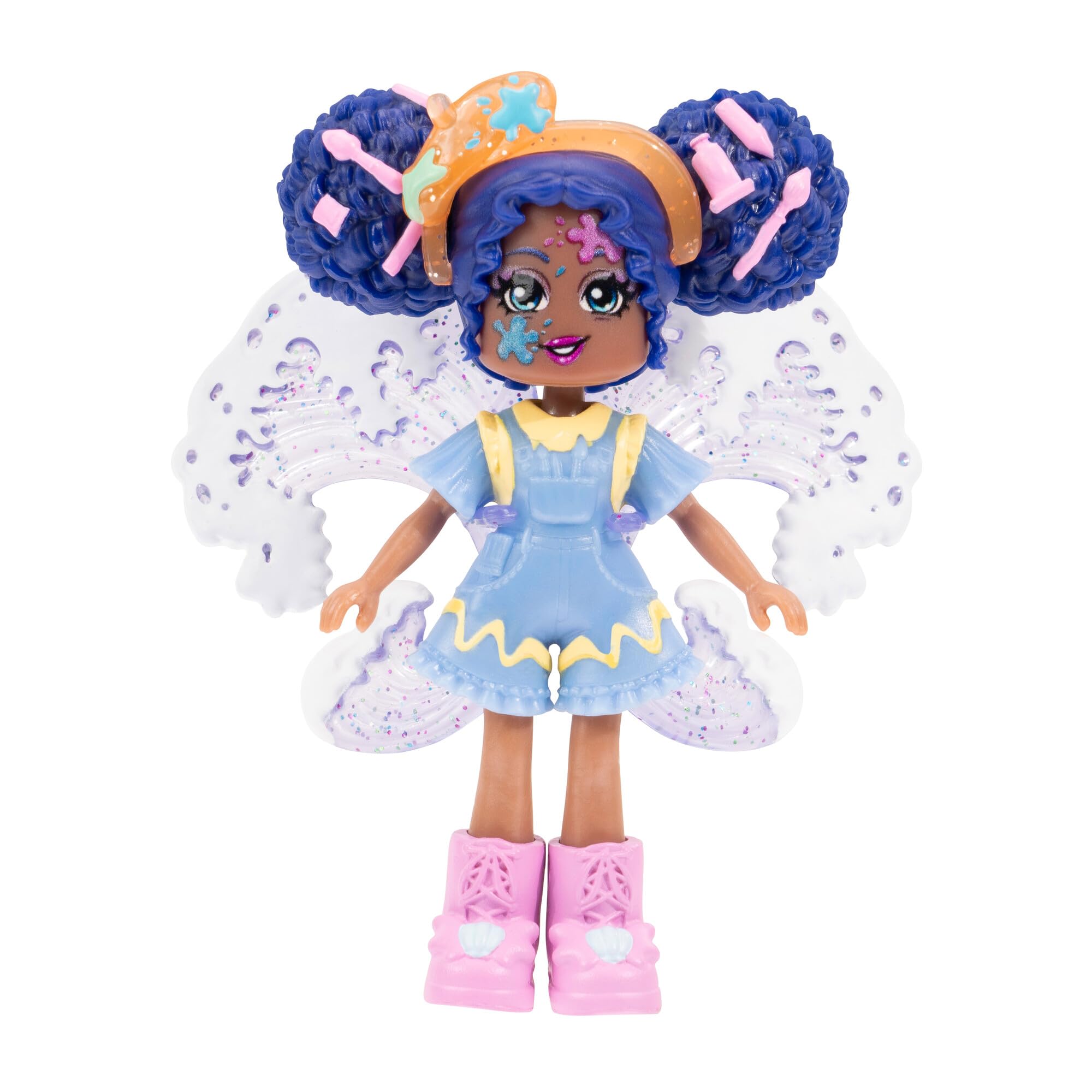 Royale High doll with six accessories ready for creative styling.