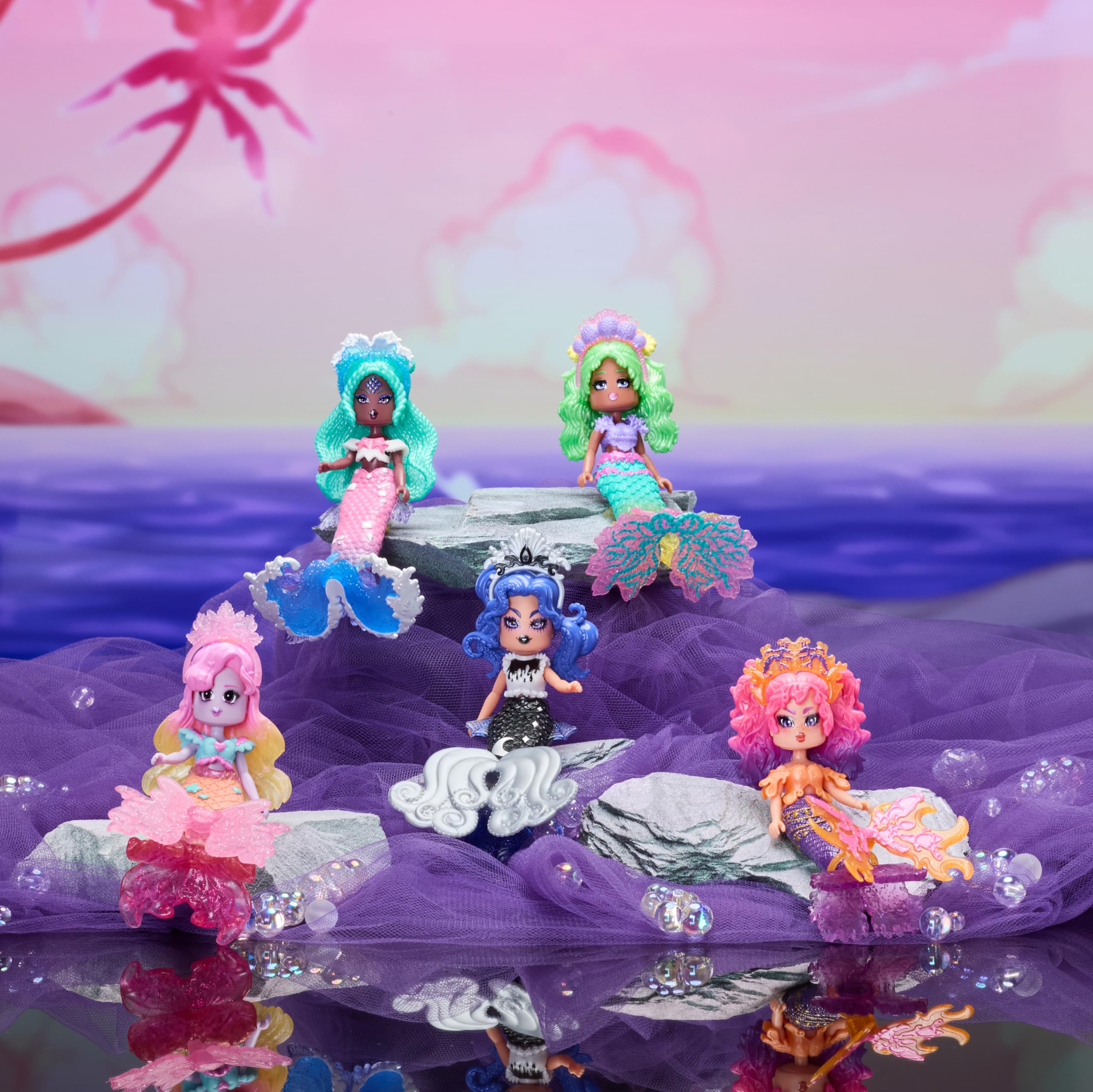 Royale High Nature Mermaid small accessories close-up showing quality and interchangeability benefit