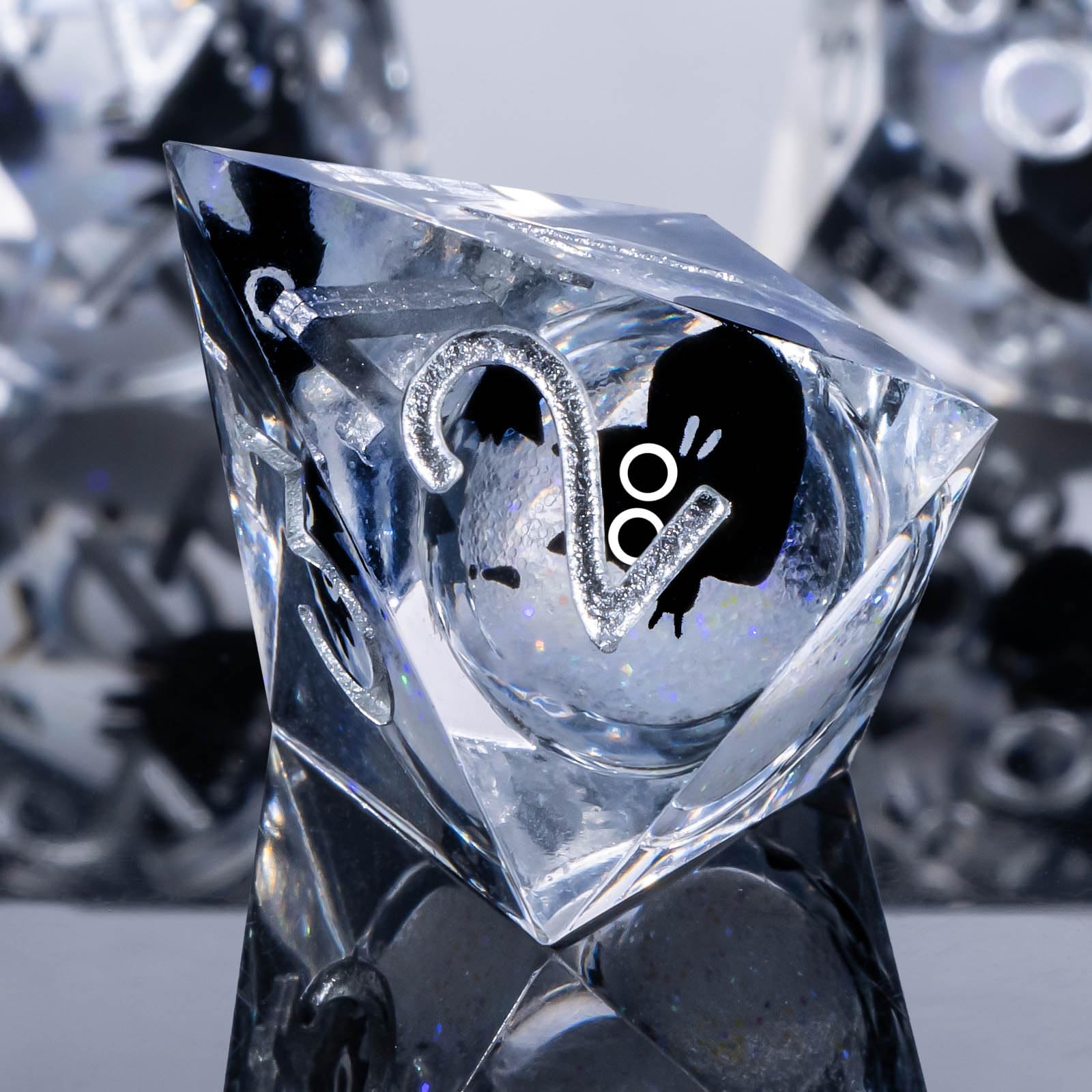 Roycevon clear liquid-core surface reveals vivid hues from every angle.