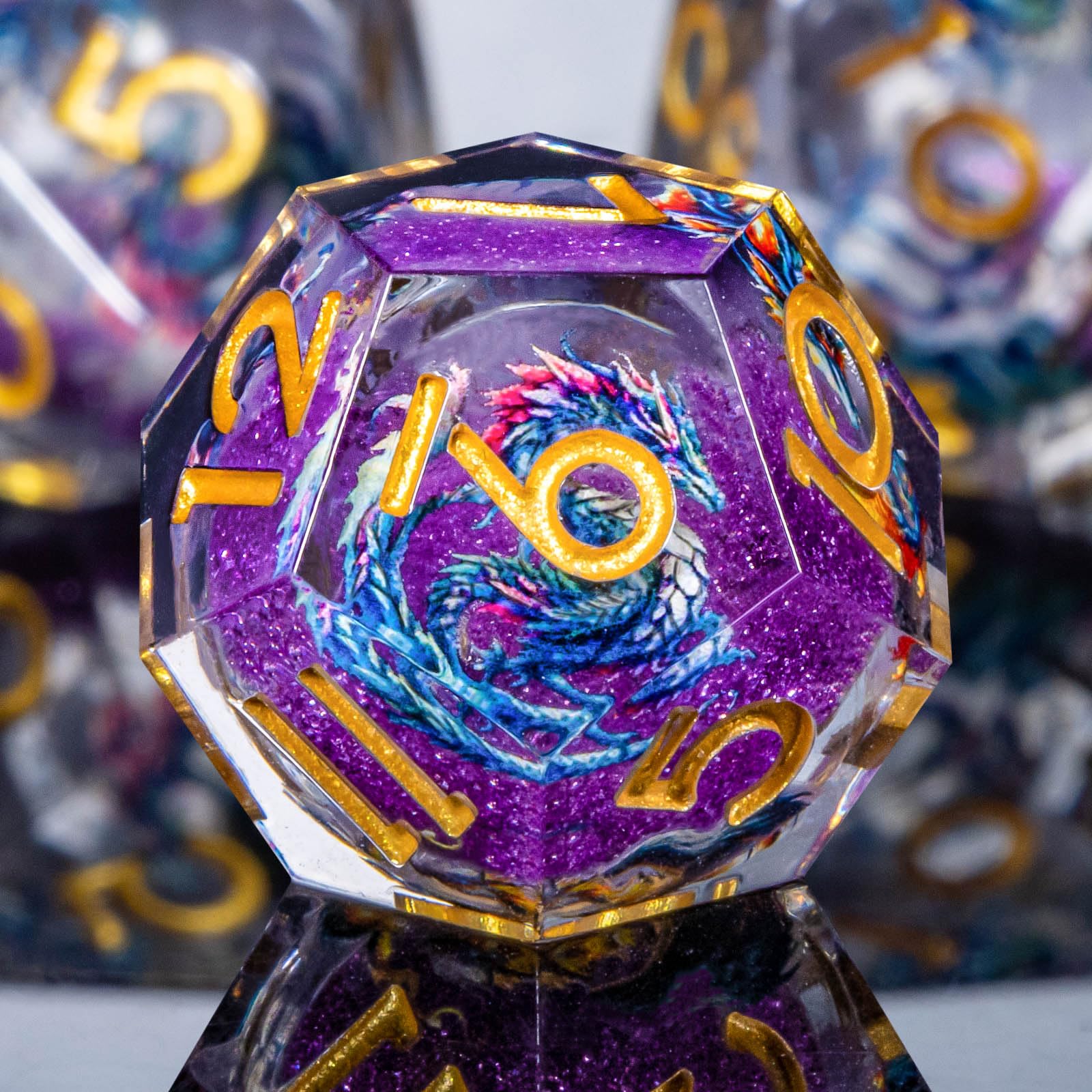 Roycevon DND dice unboxing shot shows elegant packaging and premium dice.