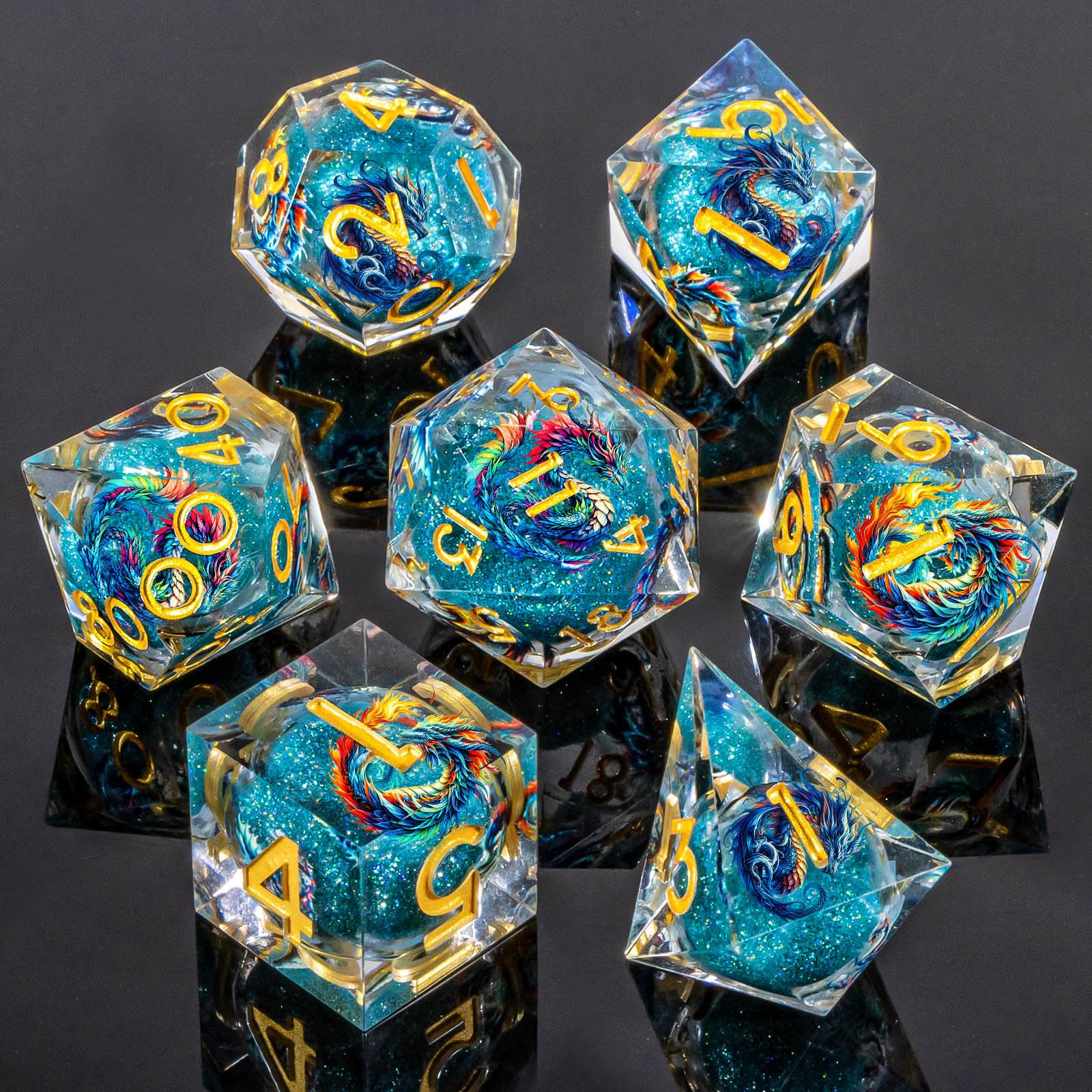 Roycevon dragon-pattern blue D10 dice for reliable reads on the table