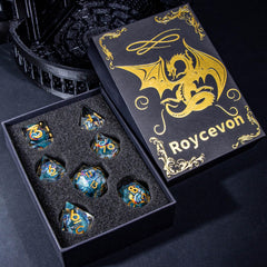 Roycevon dragon-pattern blue D4 dice for decisive final results