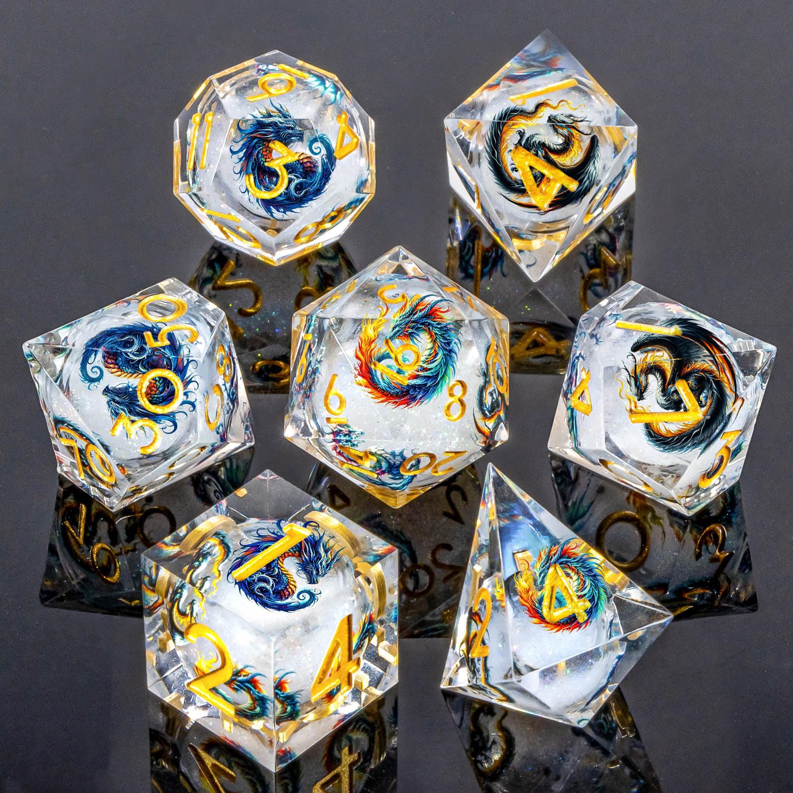 Roycevon dragon-pattern liquid core DND dice D10 close-up, balanced feel for smooth, random events.