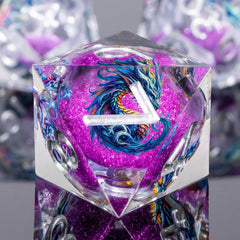 Roycevon sharp-edge D4 dice, compact design and easy readability
