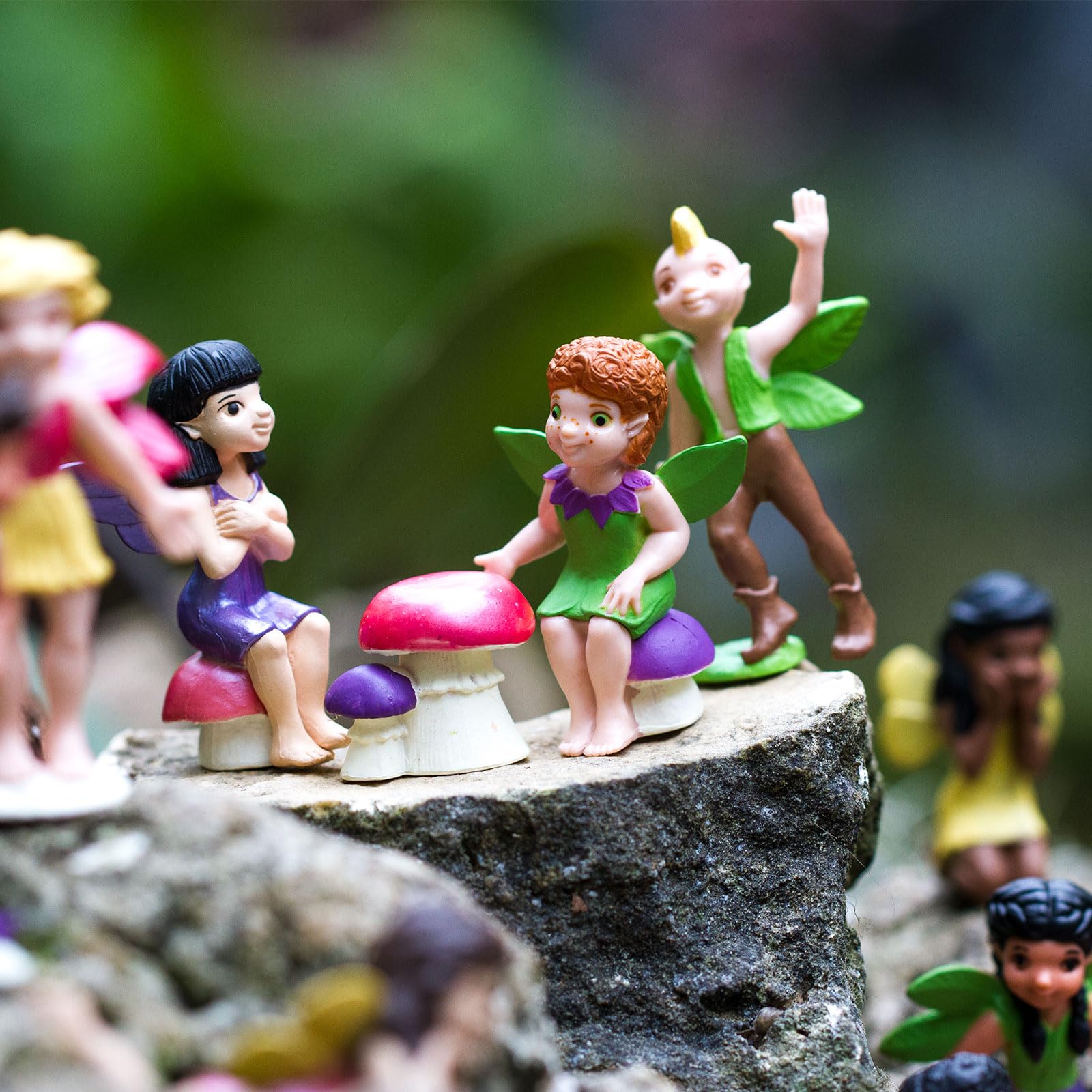 Safari Ltd Friendly Fairies TOOB – close-up of a hand-painted fairy figure