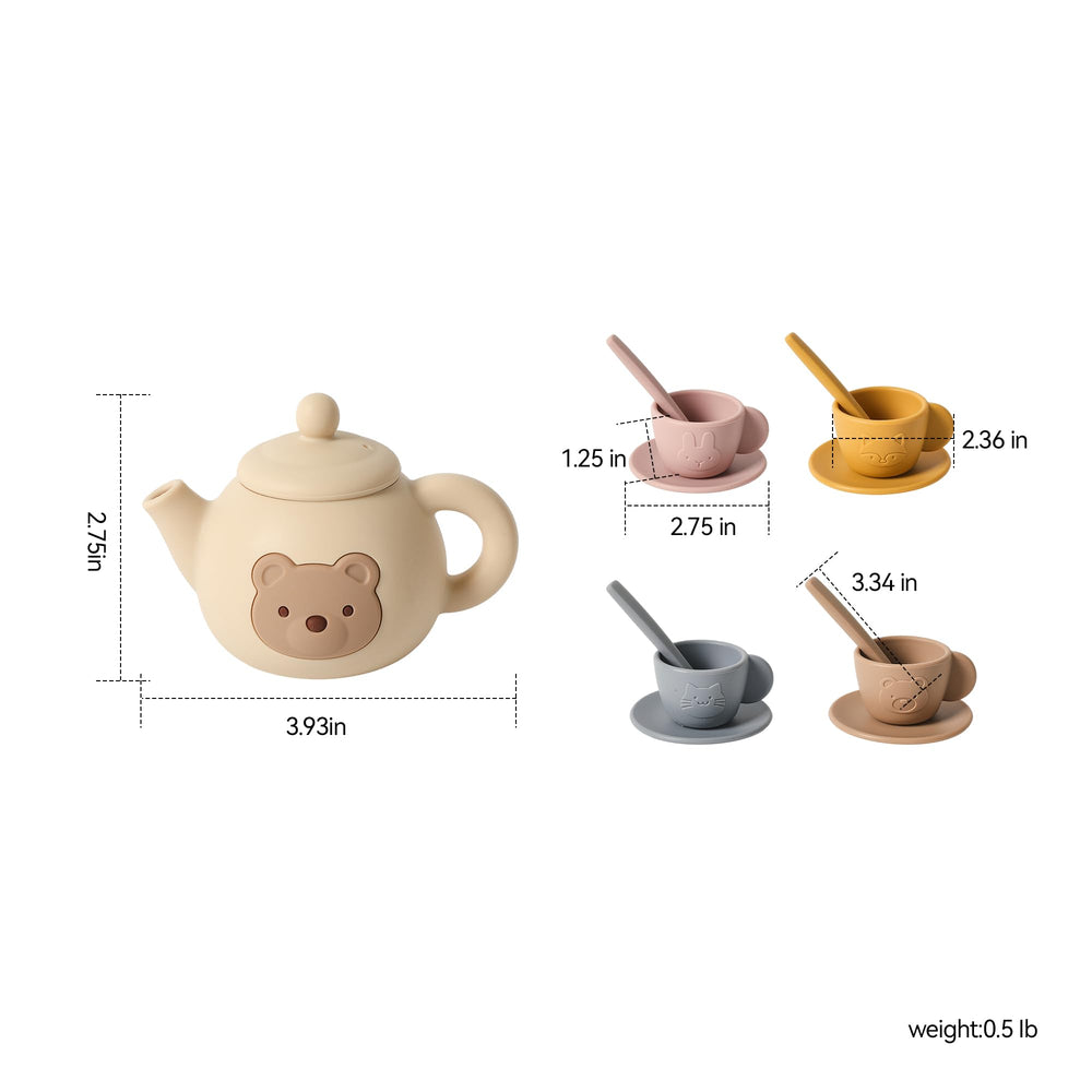 Samonyed carrying scoop ready for easy serving and cleanup after play.
