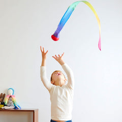 Sarah's Silks Skytail color learning during active play.