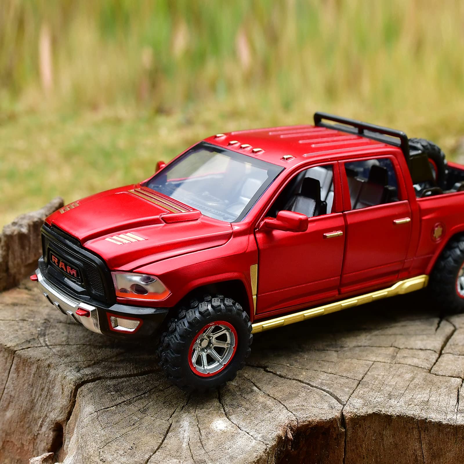 SASBSC RAM 1500 diecast truck at 1:32 scale easy to handle for kids