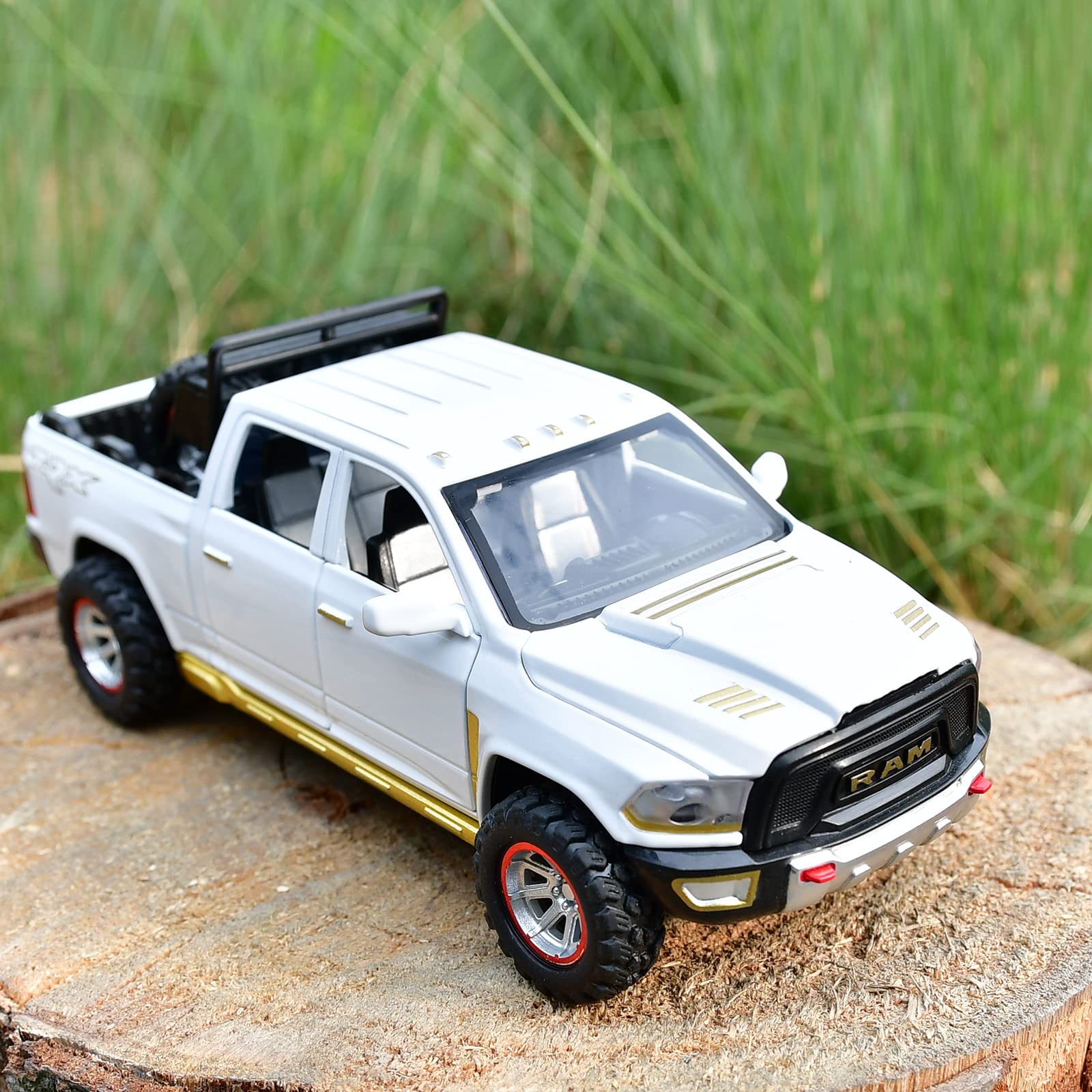 SASBSC RAM 1500 compact size fits little hands and travel.