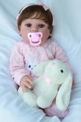SCOM Lucy’s lifelike skin textures enhance realistic newborn-like touch.