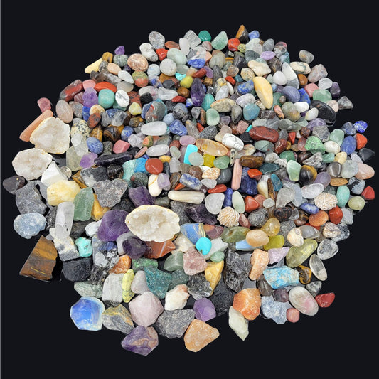 SeeuFun Rocks Collection chips display a colorful mix for learning minerals