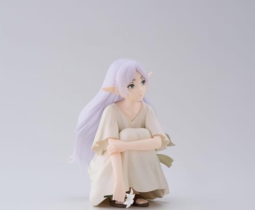 SEGA Yumemirize Frieren figure with base stand ensures stable display.