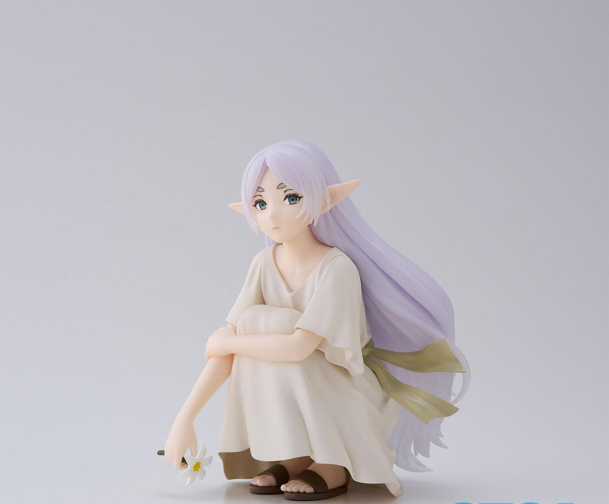 SEGA Yumemirize Frieren figure front view with base stand for display.