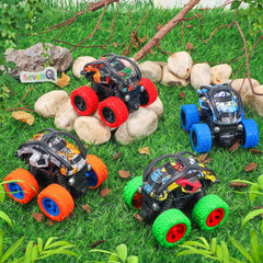 SevenQ graffiti-look flip cars showcase double-sided stunts for quick kid-friendly excitement.