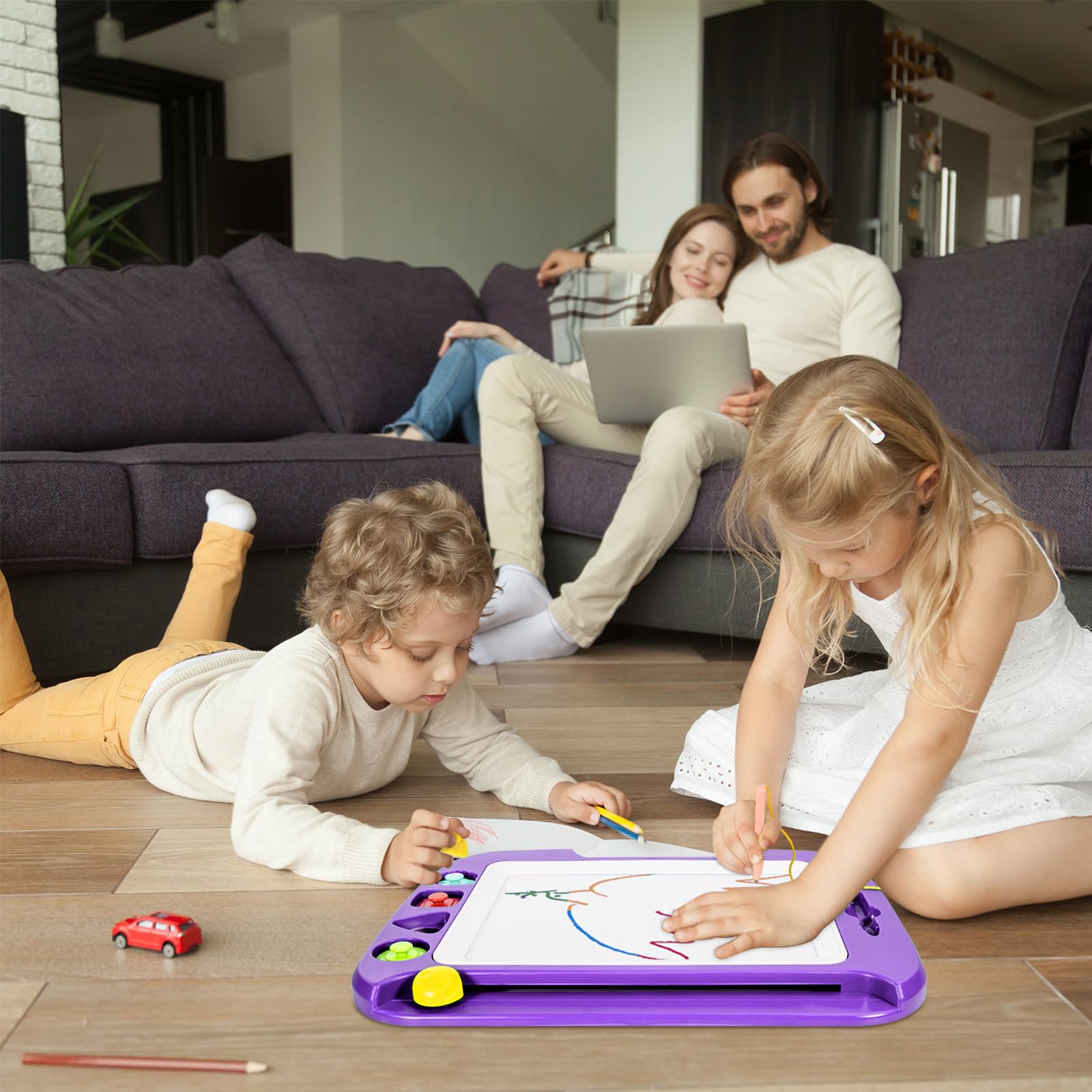 SGILE purple design adds a fun look for toddlers during art time