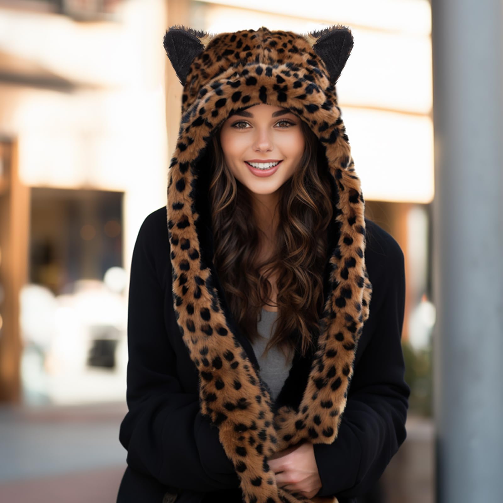 ShellKingdom leopard faux fur hood shows playful style and warmth.