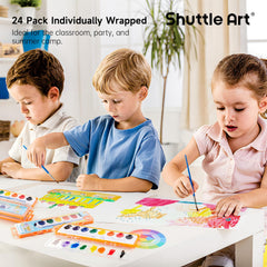 Shuttle Art removable lid doubles as a mixing palette for blending