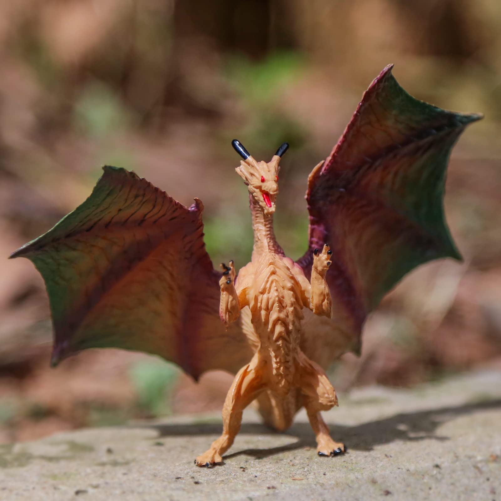 SIENON dragon figurines brighten classrooms as decorative rewards and learning aids