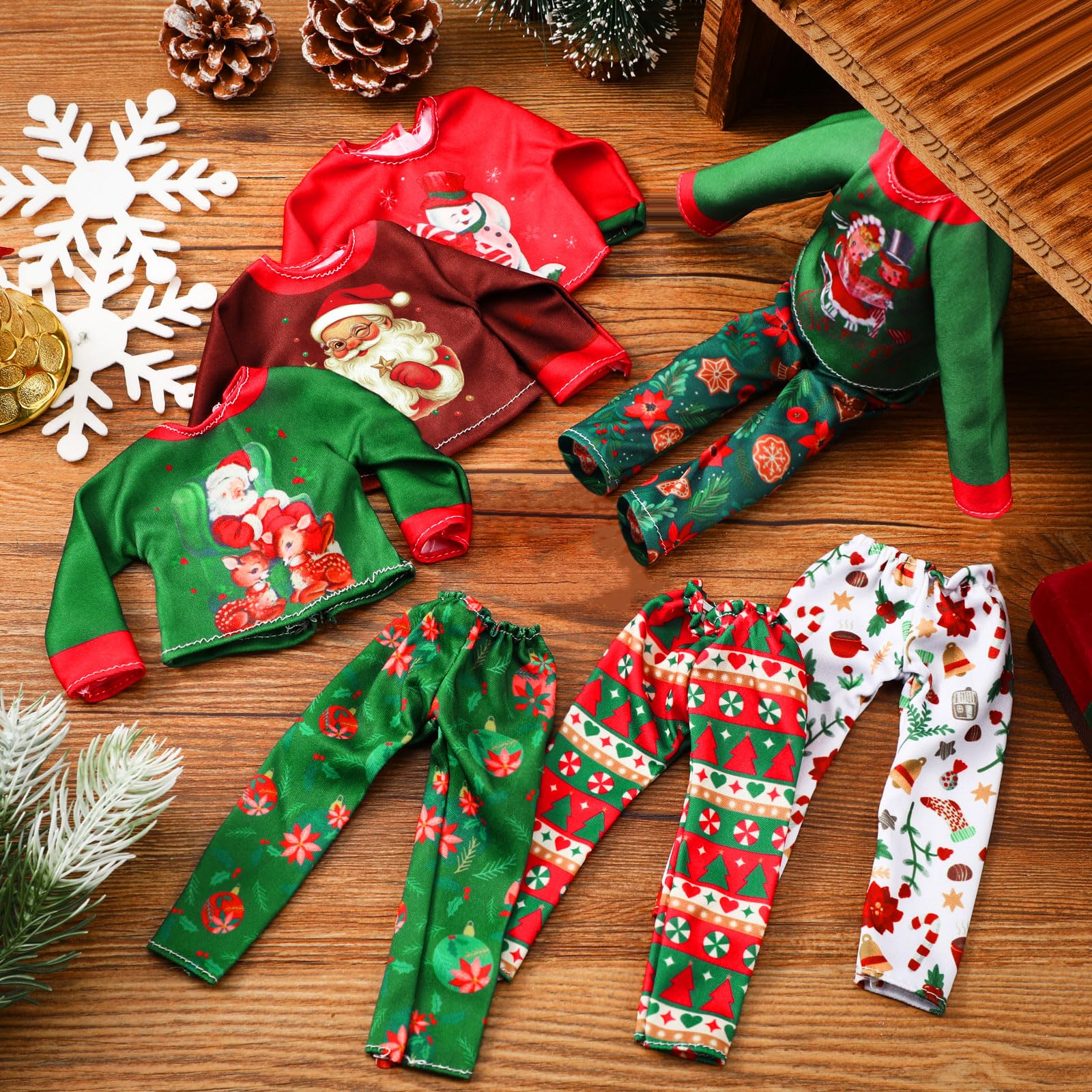 Silipull gingerbread man outfit for 11–12 inch dolls, charming holiday style.