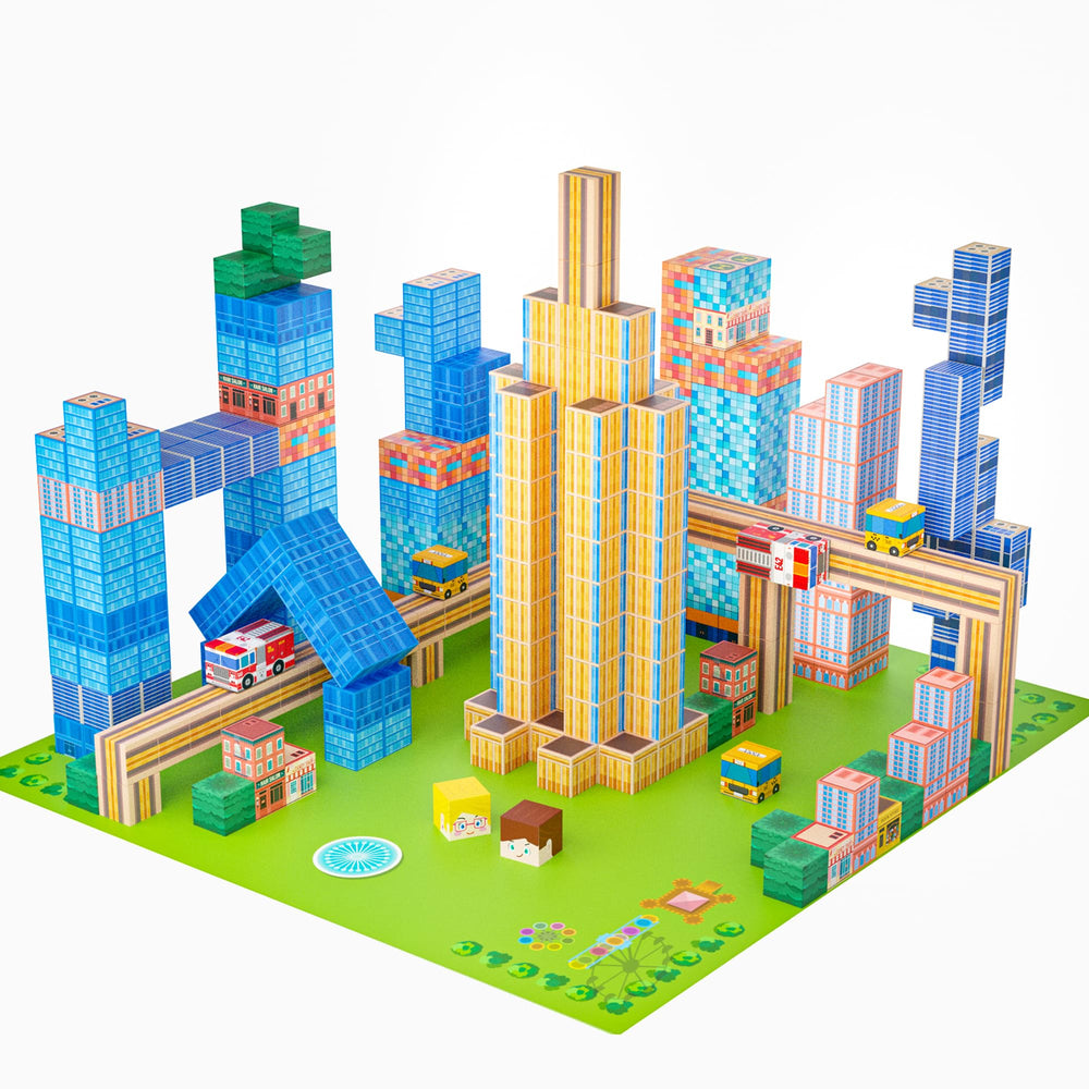 SILYMOLY City building journey highlights collaborative play with friends.