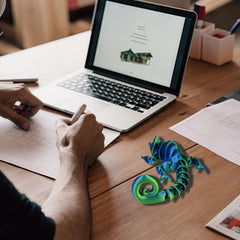 SIPWATE lightweight desk toy suitable for quick breaks.
