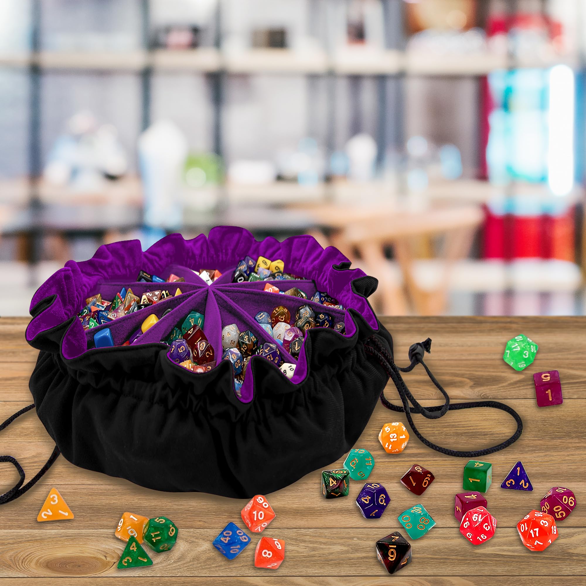 SIQUK portable storage bag travels light to gaming nights.