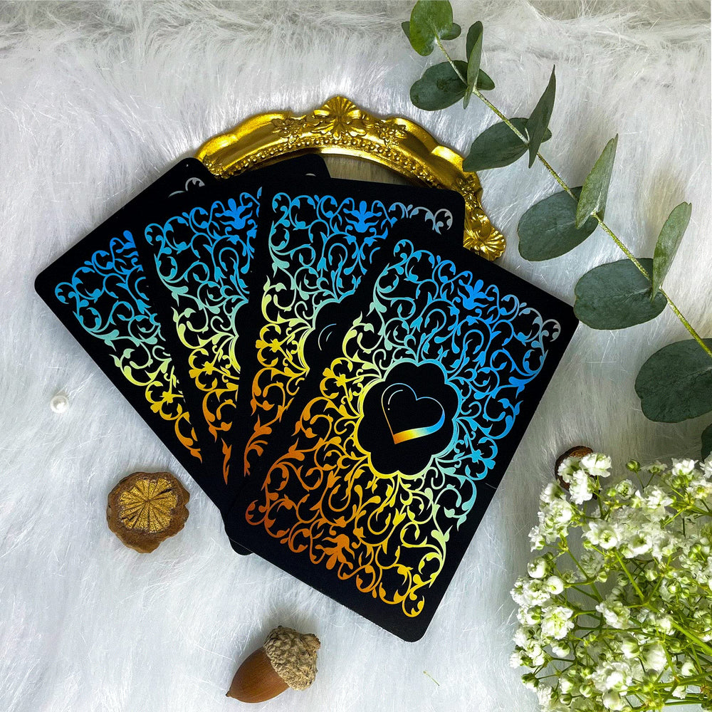 Sishui Life Oracle gift deck for thoughtful gatherings.
