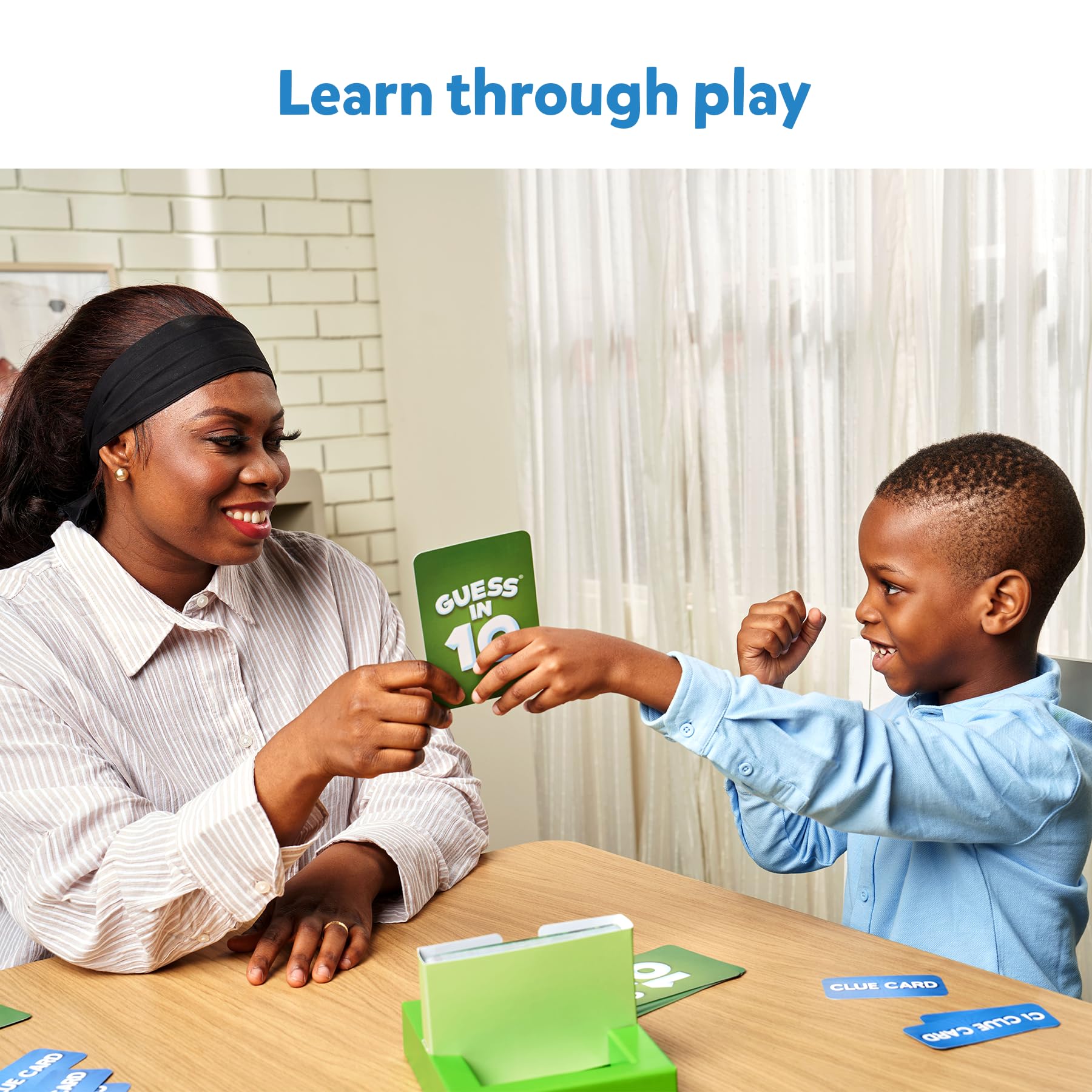 Skillmatics Guess in 10 Animal Planet travel box keeps components organized for on-the-go fun