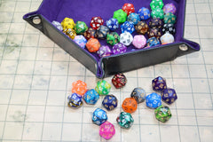 Smartdealspro glitter D20 dice spark table-top excitement.