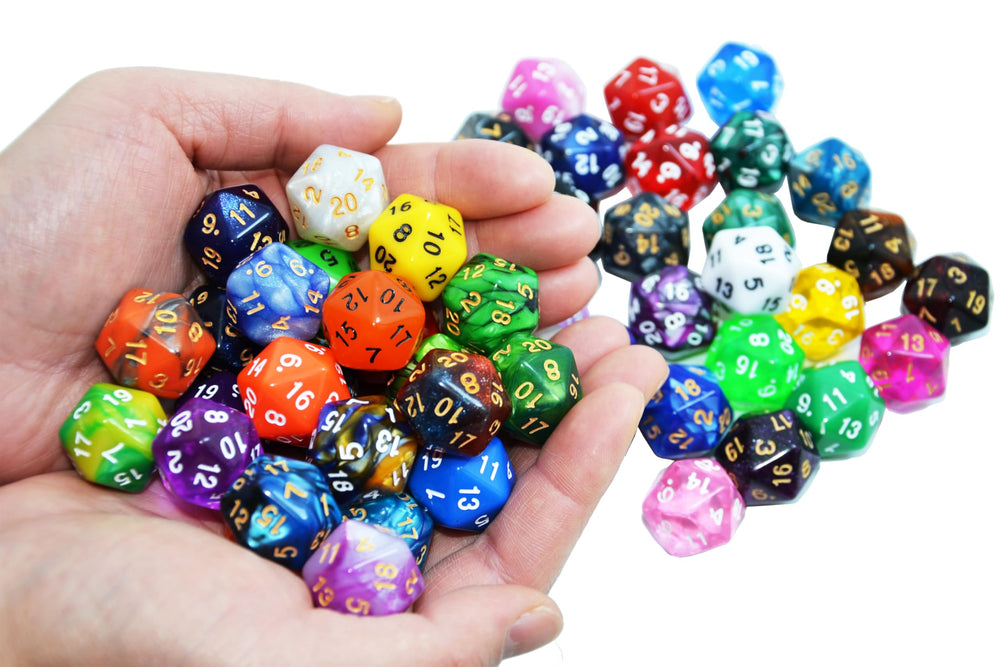 Smartdealspro glow-in-the-dark D20 dice for night sessions.