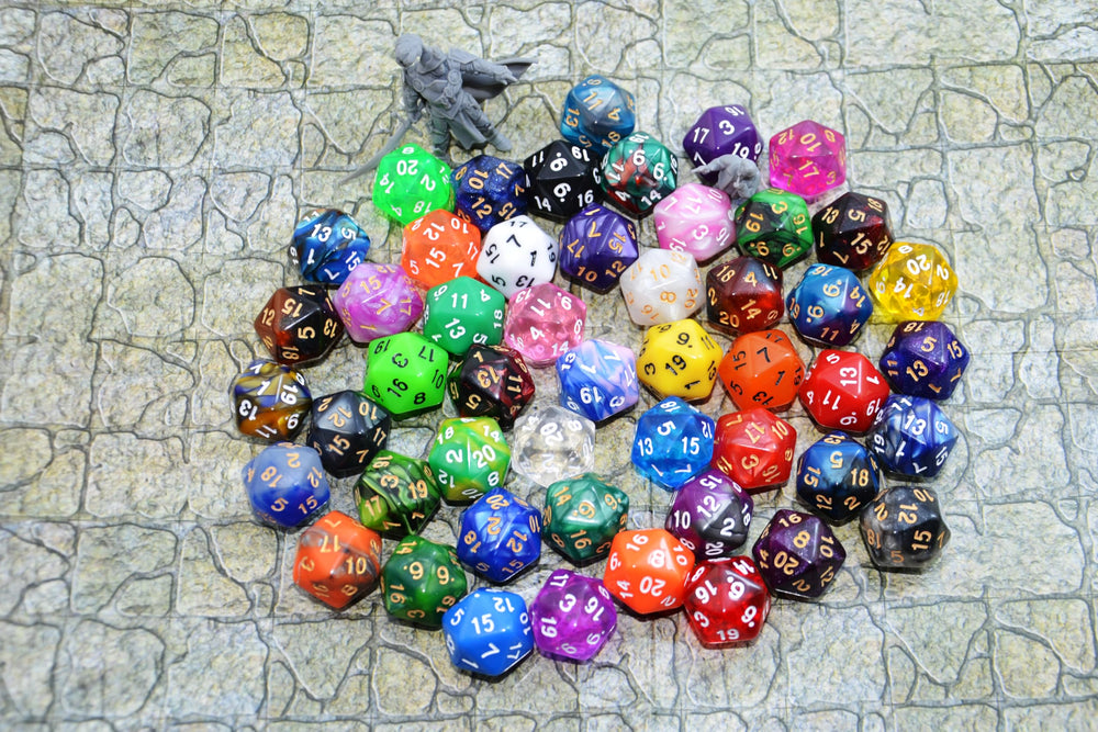 Smartdealspro translucent D20 dice add depth to table visuals.