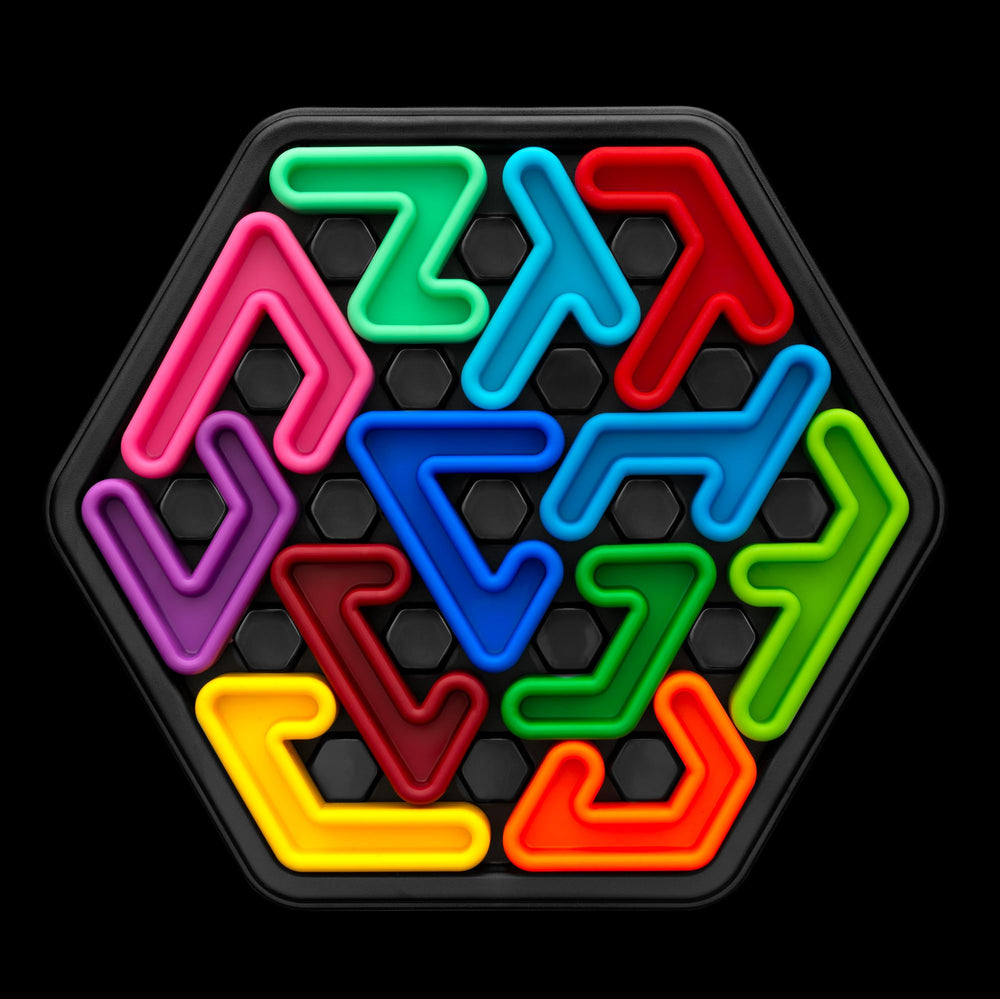 SmartGames IQ Deluxe packaging – premium look and feel.