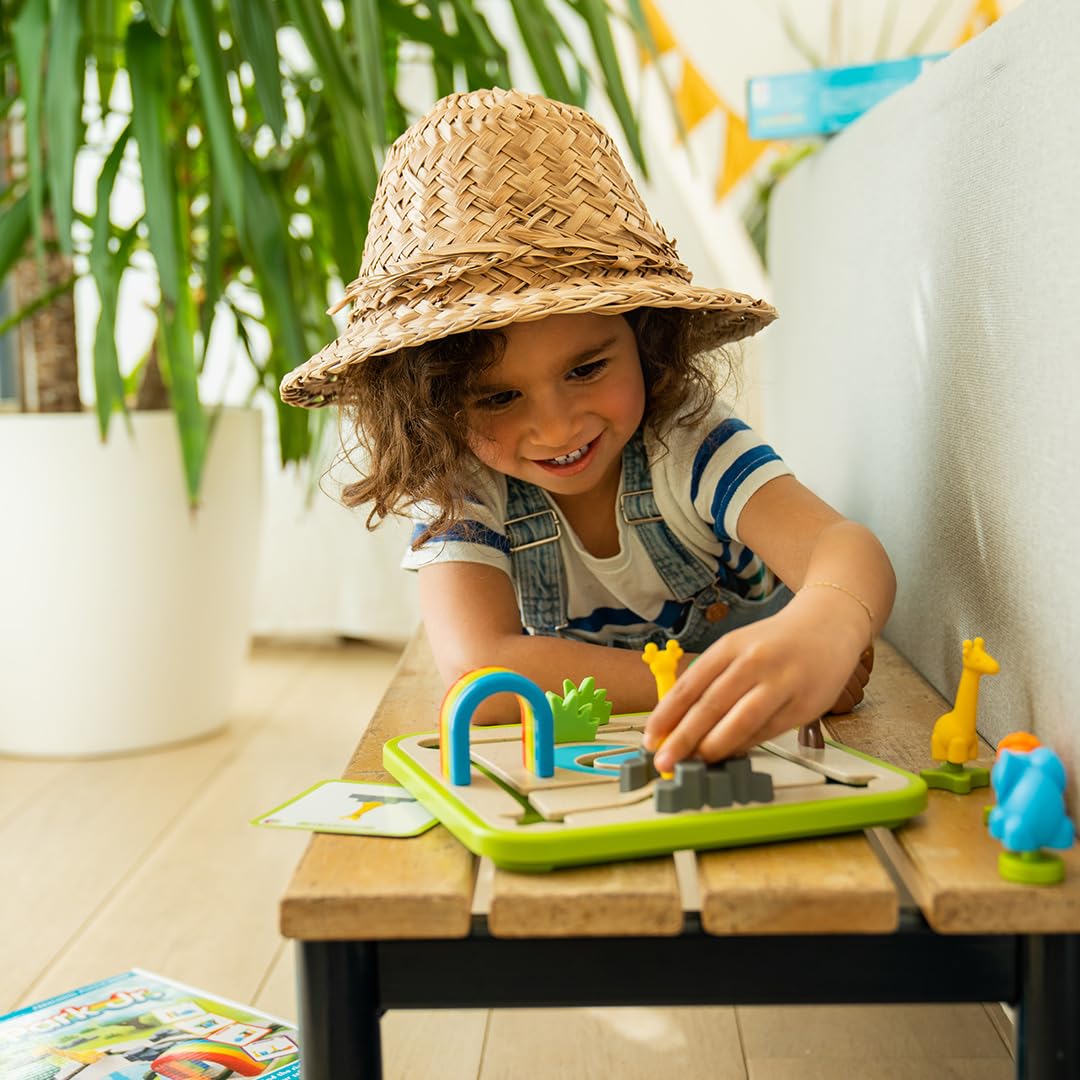 SmartGames Safari Park Jr animal pieces invite tactile exploration during matching challenges.