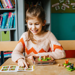 SmartGames Squirrels Go Nuts in action supports quiet, screen-free play.