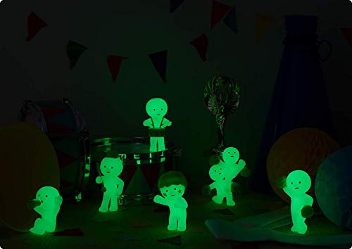 Smiski Cheer Series marching pose glows in the dark, fun blind box surprise.