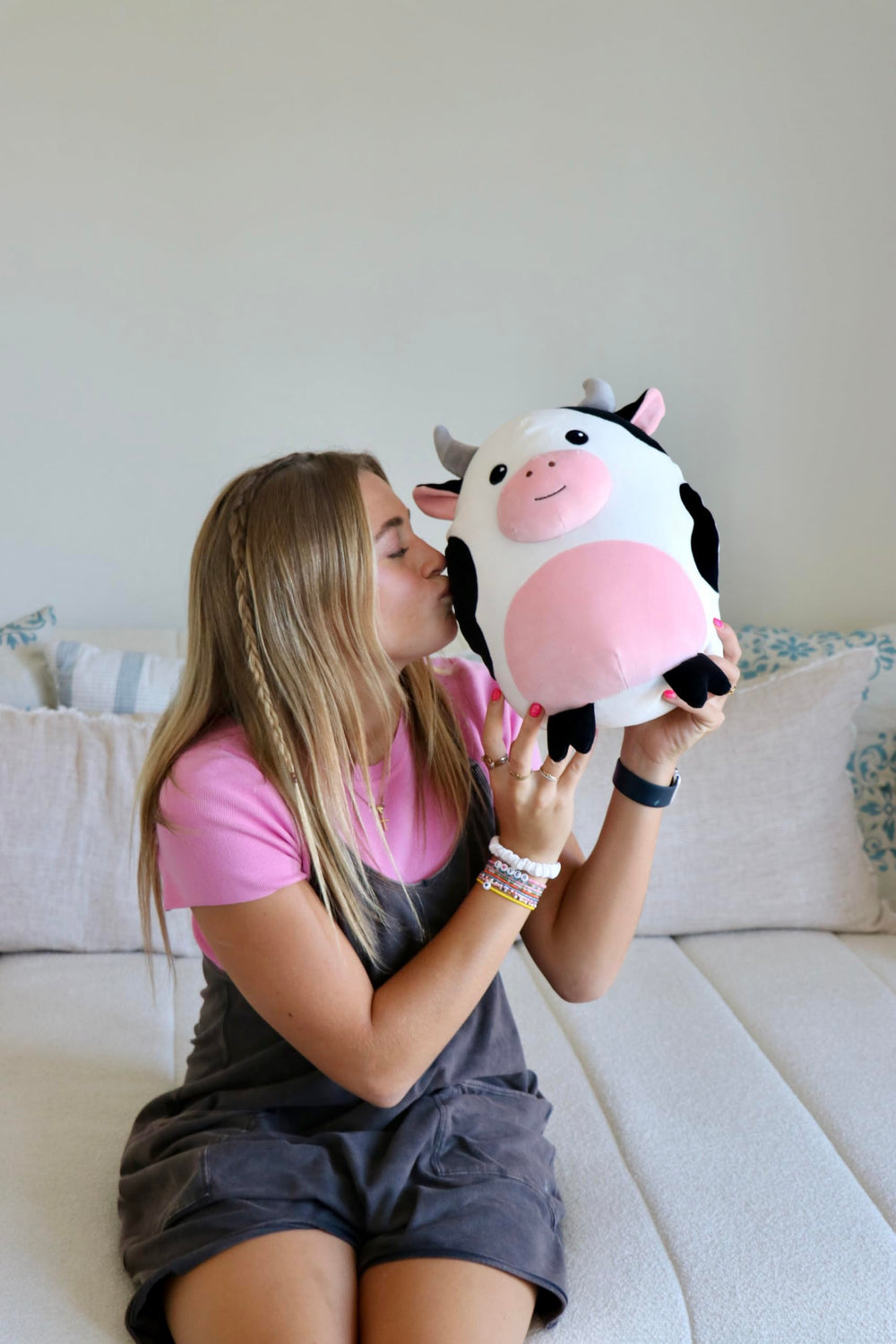 Snuggaboos Daisy the Cow Squish texture closeup, highlights plush softness.