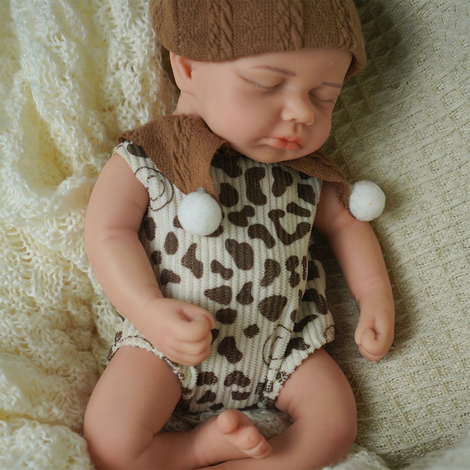 SOFTMARY reborn doll interchangeable clothing kit supports creative styling and dressing