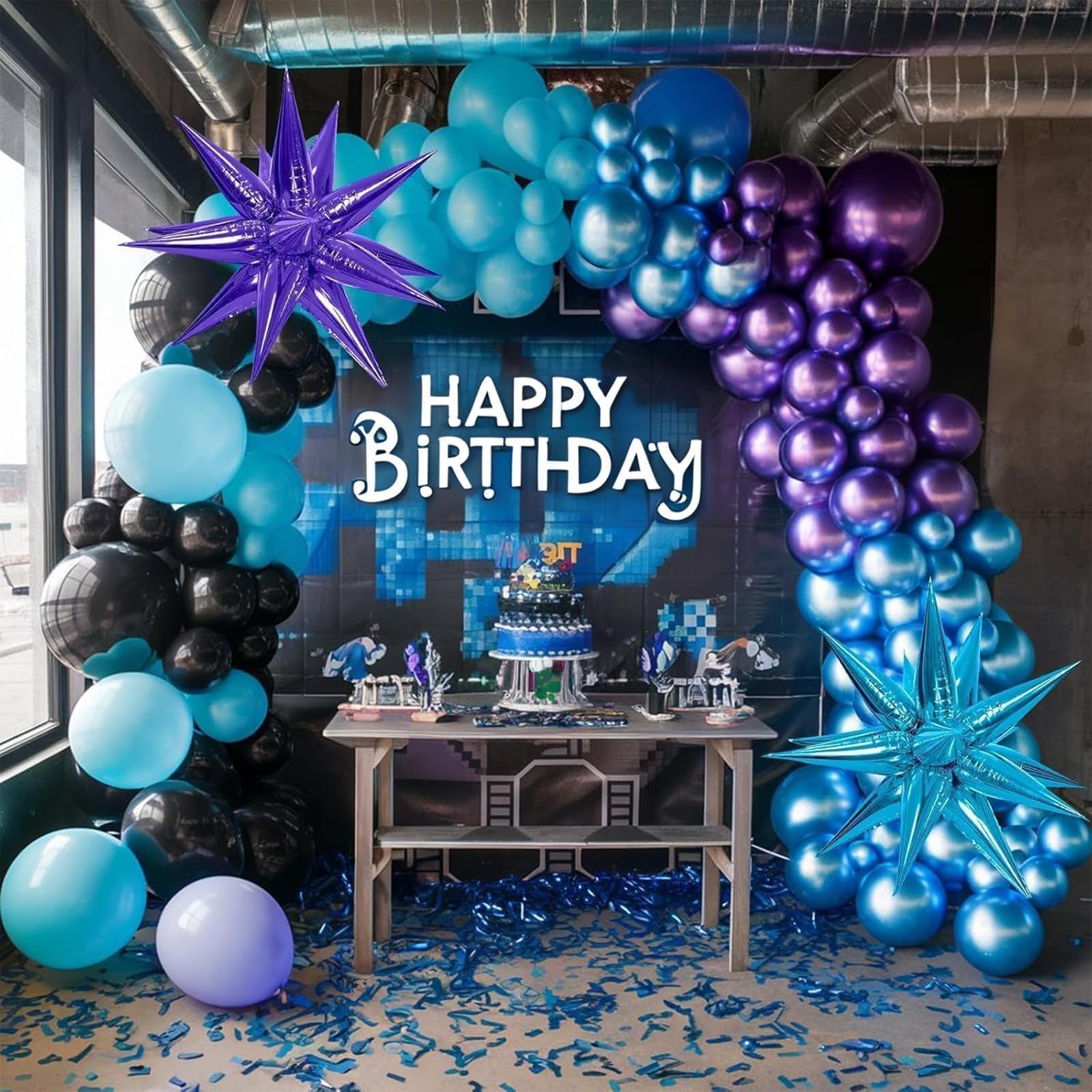 Sowide star balloons complete the kit with festive shine for themed events