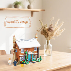 Spaciolo Kitchen with vintageware, authentic cottage decor