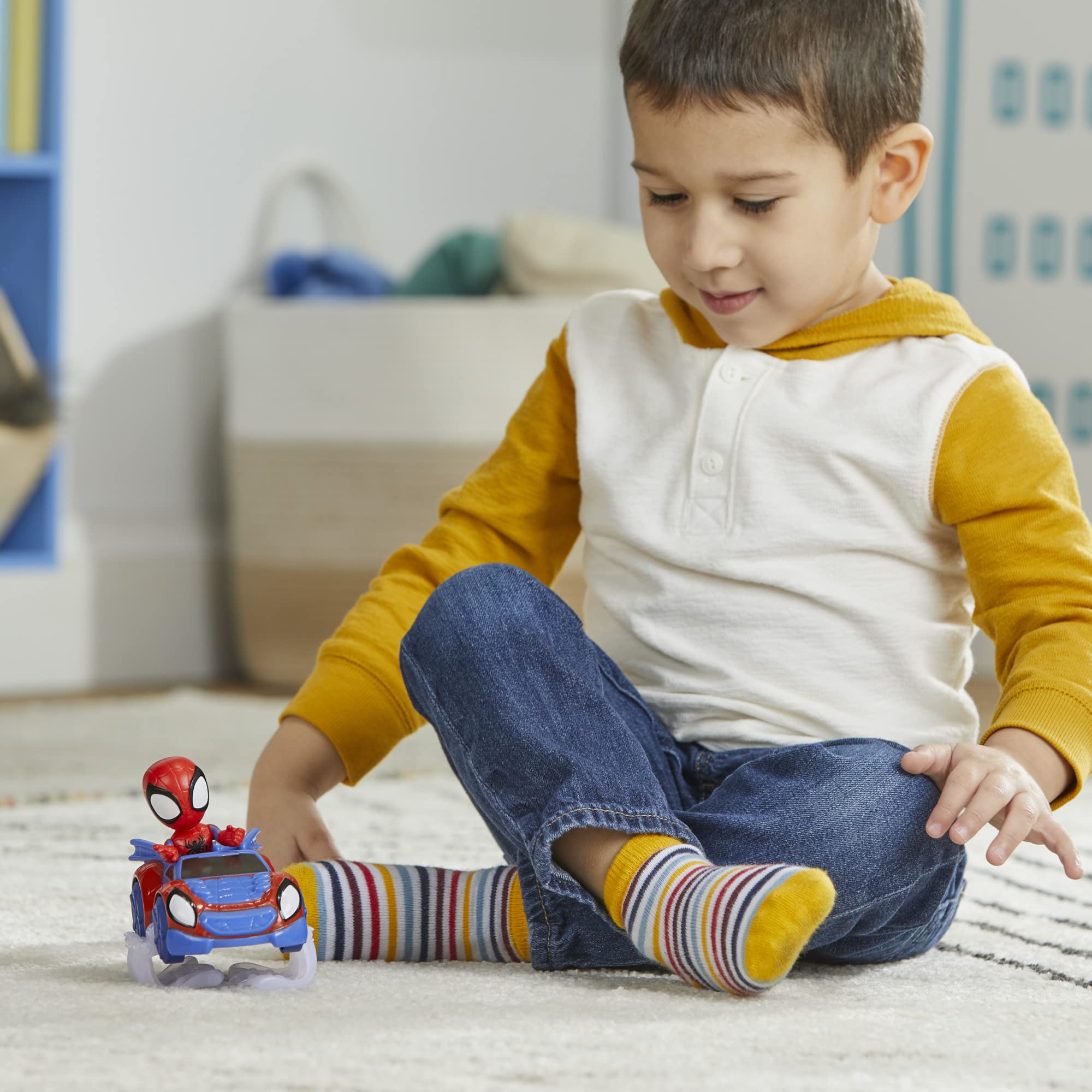 Spidey crawler playset inspires cooperative play among siblings and friends.