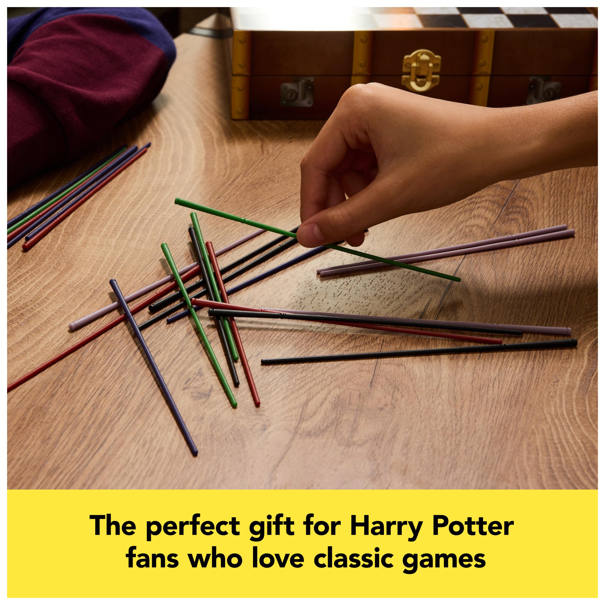 Spin Master Wizarding World Divine Dominoes for fast, portable play