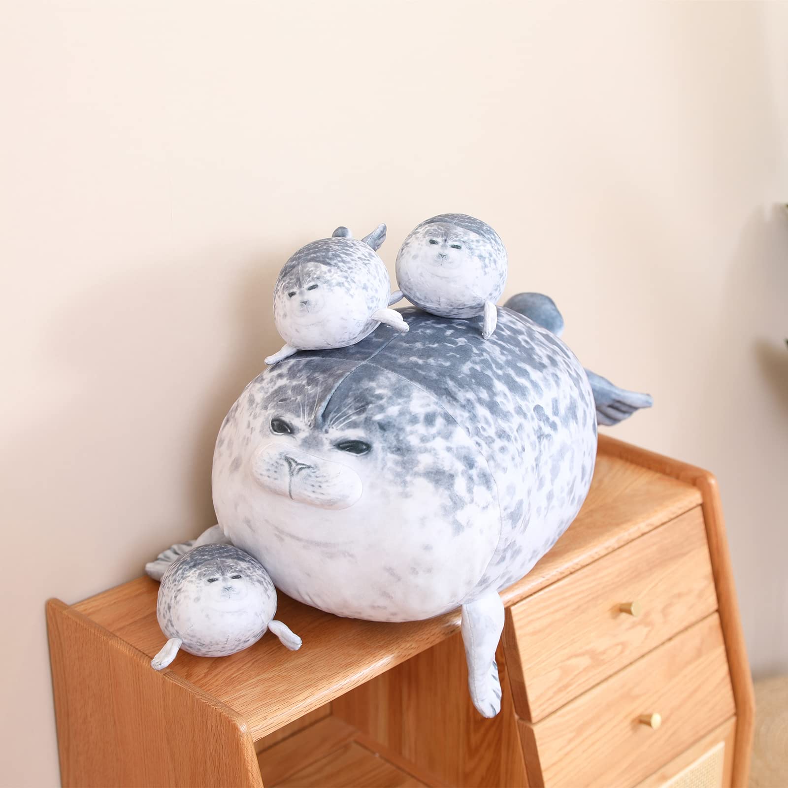 SQEQE Chubby Seal Pillow Plush arrives vacuum-packed, fluff up easily after unboxing.
